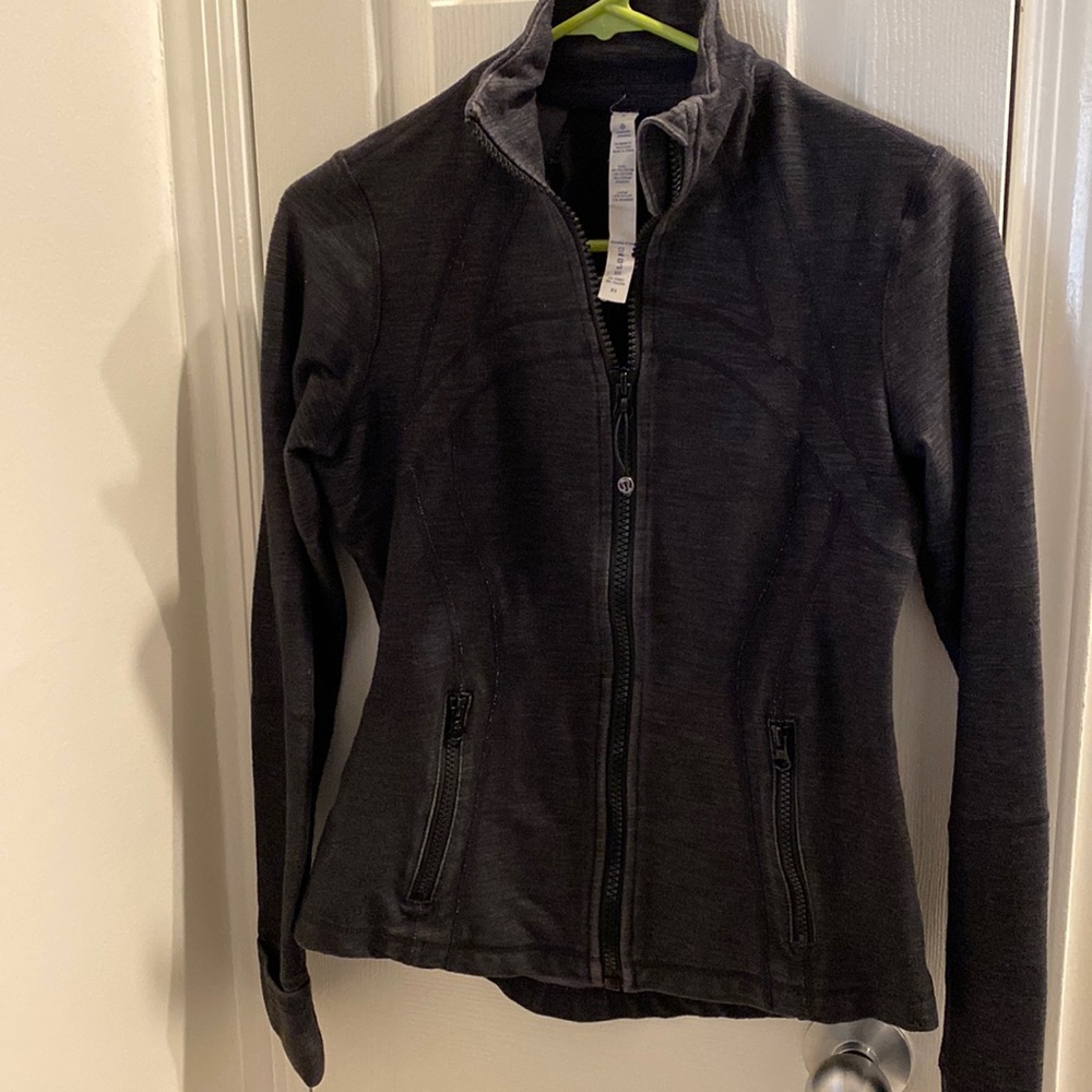 Lululemon size 6 define jacket